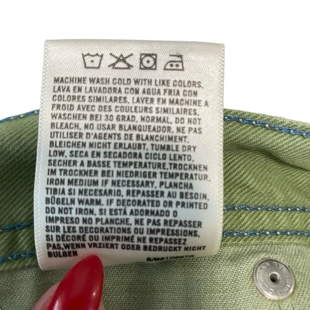 citizens of humanity - Core Straight leg Mom Jean in Pea Green - 33 -USA